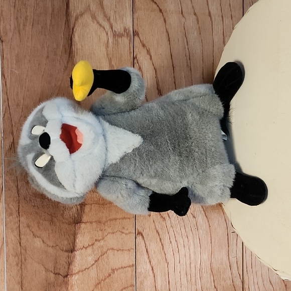 "MEEKO" Disney Pocahontas Plush Raccoon - Picture 1 of 5